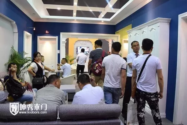 重庆坤秀木门展厅